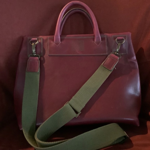 Vintage Matt & Natt bag with duffle green straps. - Picture 2 of 5